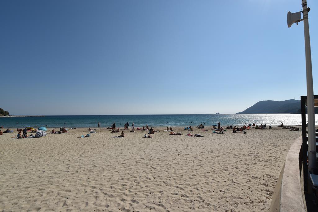 Le Provence Plage La Seyne-sur-Mer Esterno foto